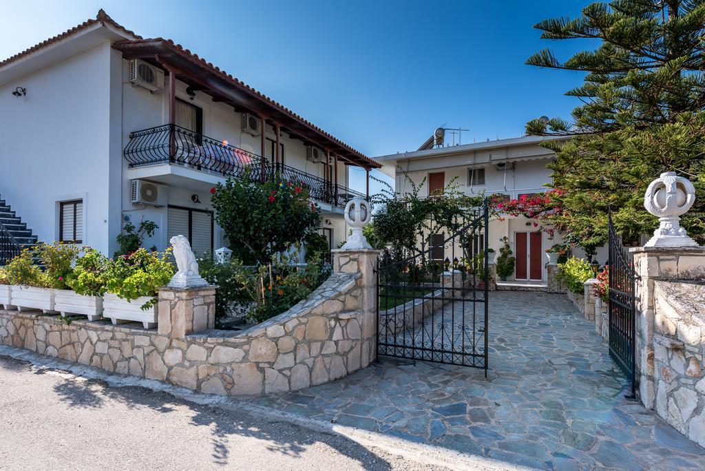 Apartament Avouris